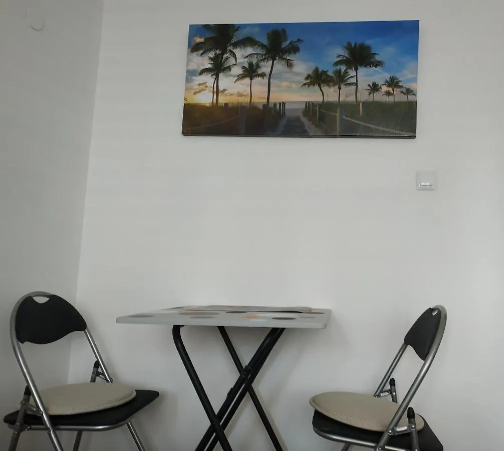 Hotel apartamentowy Private Studio 104 Nev Complex Sarafovo Near Beach & Airport Swimming Pool Free Parking